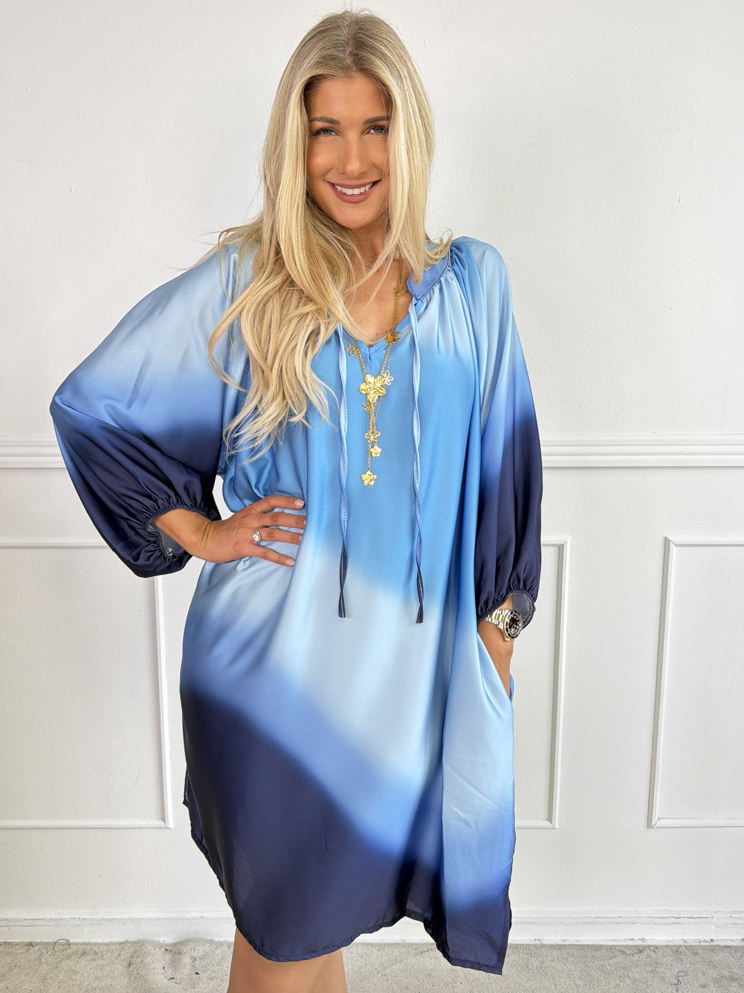 Amidala Batik - Elegant tunikakjole i batikmønster med lommer